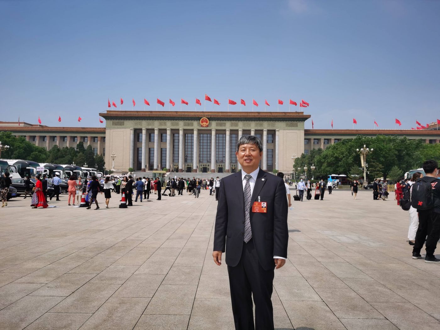 5. 全国人大代表、中国工程院院士、易游yiyou(中国)科技委副主任、中国航空研究院副院长樊会涛 5. 全国人大代表、中国工程院院士、易游yiyou(中国)科技委副主任、中国航空研究院副院长樊会涛