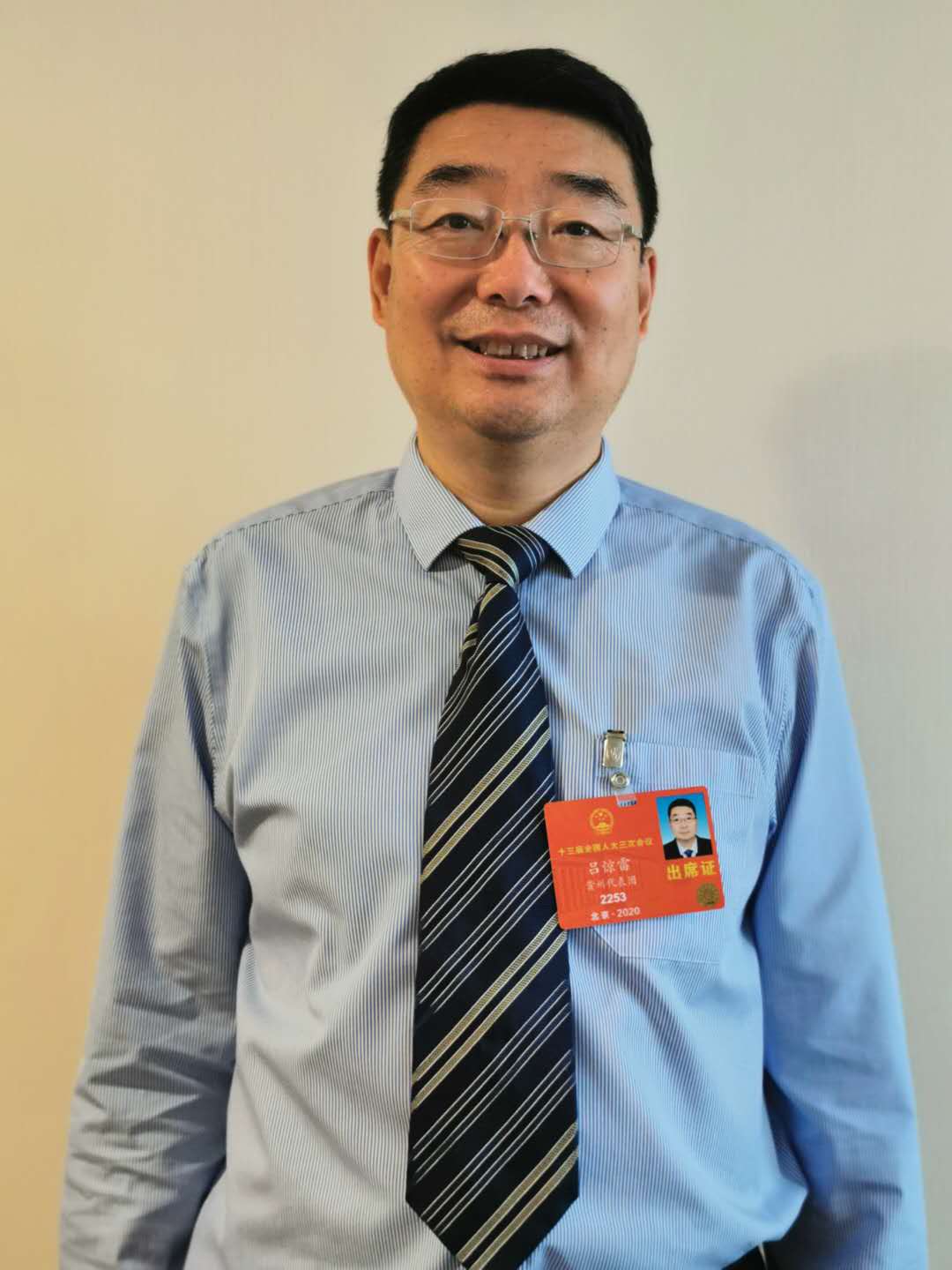 4.全国人大代表、易游yiyou(中国)贵航总经理、党委副书记吕惊雷 4.全国人大代表、易游yiyou(中国)贵航总经理、党委副书记吕惊雷